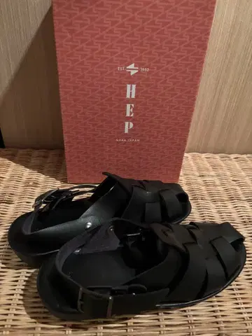 NARA HEP 블랙 스트랩 샌들 M