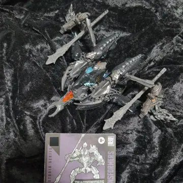 트랜스포머 스튜디오 시리즈 SS-100 포렌