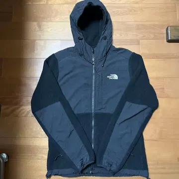 새상품급 THE NORTH FACE 플리스 자켓 블랙 M 상당