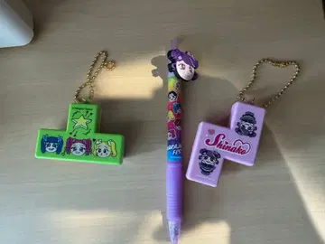 컬러풀 캐릭터 펜과 키체인 세트 시나코 모리 판타지