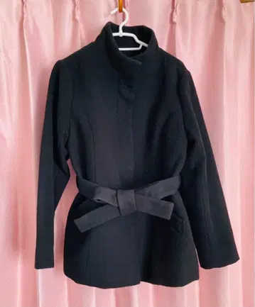 블랙 벨트 포함 스탠드 카라 피 코트 L