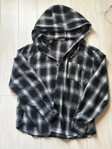 한국 후드 부착 체크 셔츠 블랙 그레이