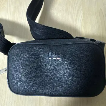 BOSS 블랙 숄더백