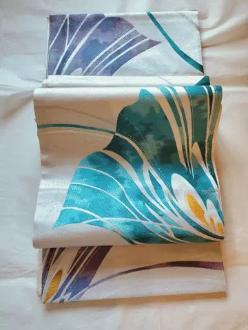 토나미 직물의 후쿠로 오비 파랑과 보라색 꽃 무늬