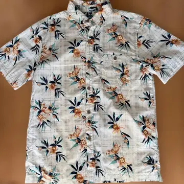 플로럴 디자인 반팔 하와이안 셔츠