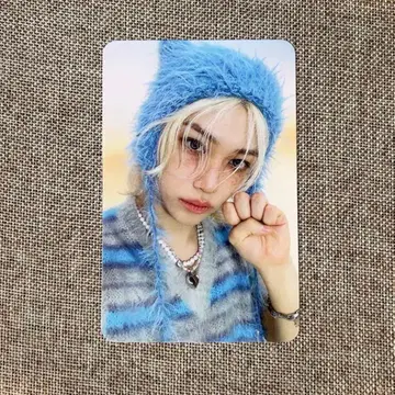 K-POP 아이돌 사진 파란색 계열