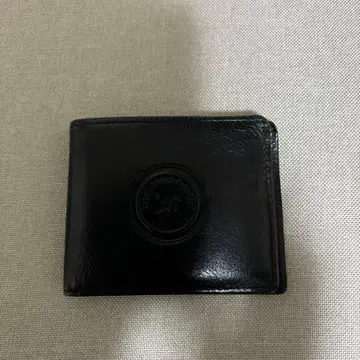블랙 가죽 이단 접이식 지갑