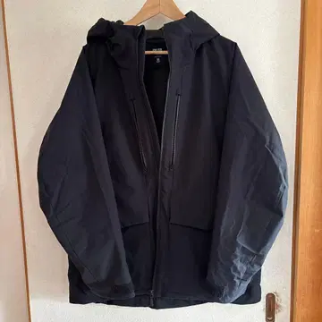 UNIQLO 하이브리드 다운 통학용 블랙