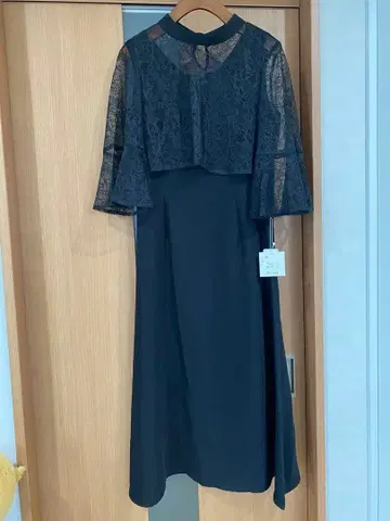 블랙 레이스 드레스