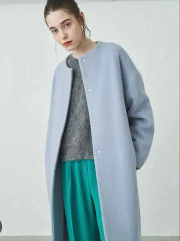 라이트 블루 롱 코트 울 혼방