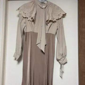 Her lip to 베이지 원피스 택 포함 새상품