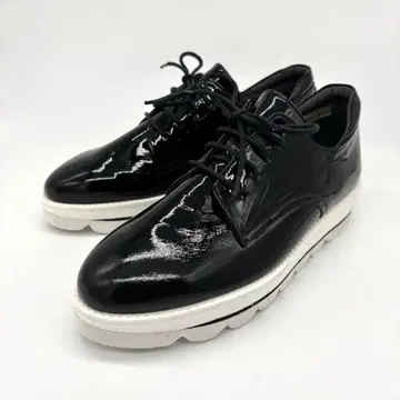 컨디션 최상 오세아니카 가죽 레이스업 슈즈 통굽 블랙 에나멜 22