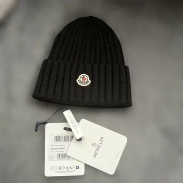 MONCLER 니트 모자 블랙 새상품급