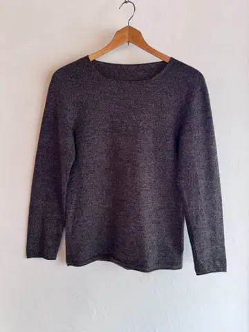 YURI PARK 보트넥 긴팔 니트 차콜 그레이