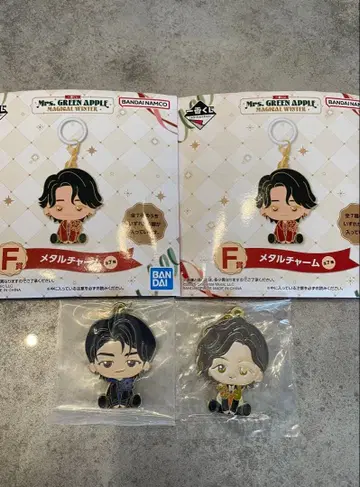 미세스 그린애플 제일복권 메탈 참 2개 세트