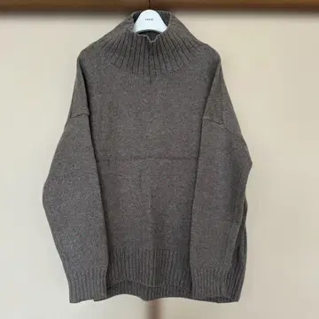 BEAUTY UNITED 터틀넥 스웨터 그레이지