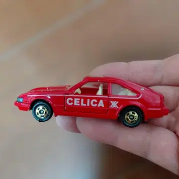 토미카 CELICA X 2800GT 빨간색