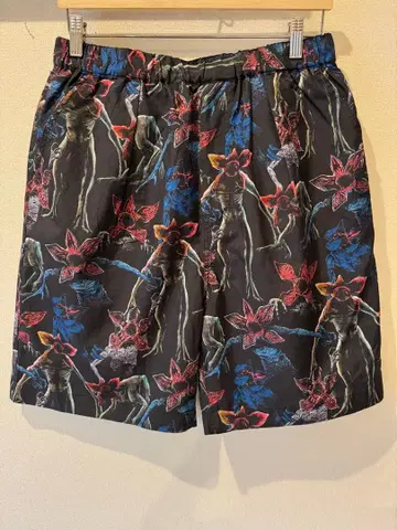 스트레인저 싱스 숏팬츠 그라니프