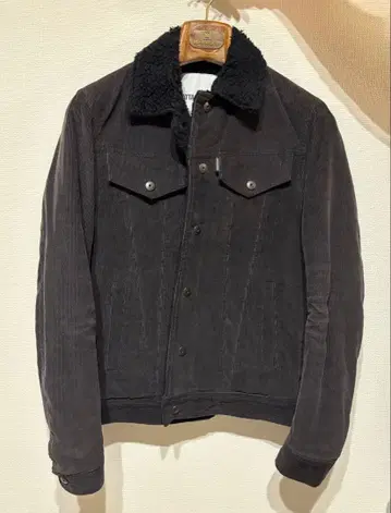 ATTACHMENT 카라 부착 코듀로이 보아 자켓