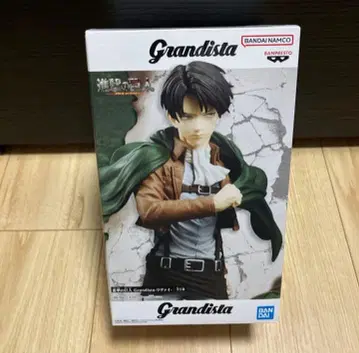 BANPRESTO Grandista 리바이 피규어