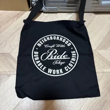 네이버후드 숄더백 블랙