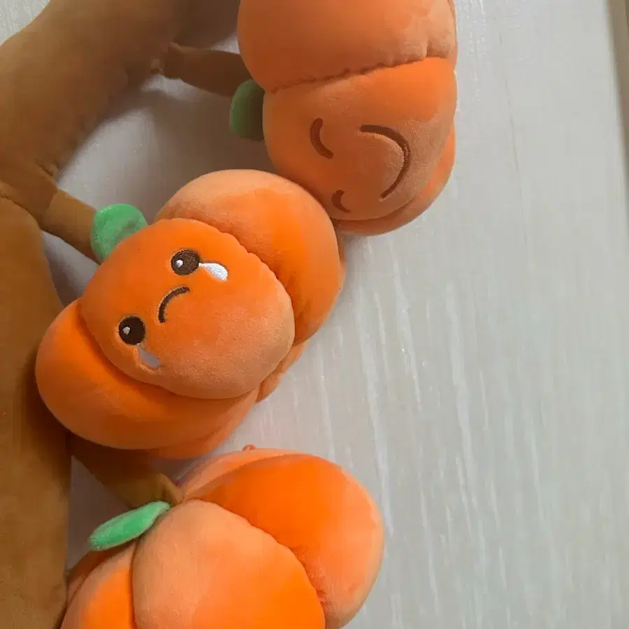 귀여운 표정 감 인형 봉제인형 #봉제인형 on Bunjang Global Site., image size:900x900