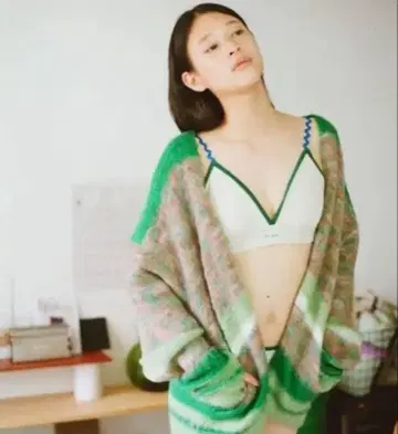 pamm 기수역의 니트 가디건