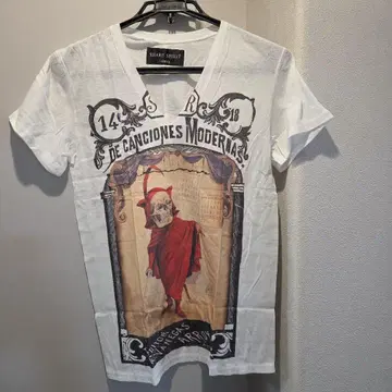 SHARE SPIRIT 아트 프린트 V넥 T셔츠