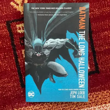 BATMAN THE LONG HALLOWEEN