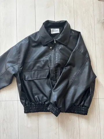nemne store 블랙 가죽 자켓