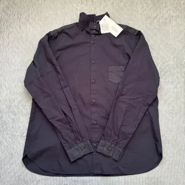 [ 새상품 ] 내추럴 랜드리 네이비색 블라우스