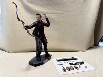 핫토이즈: 호크아이 ( 어벤져스: 에이지 오브 울트론 판 )