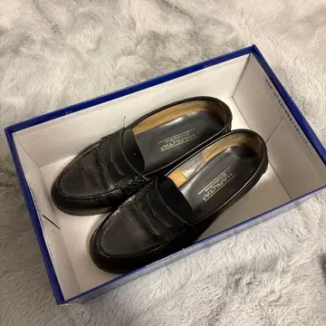 블랙 가죽 로퍼