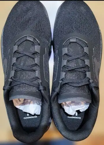 온 클라우드몬스터 블랙 스니커즈 26.5cm