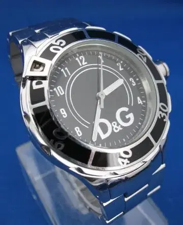 돌체앤가바나 D&G 타임 쿼츠 워치