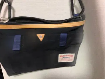 마스터피스 블랙 숄더백