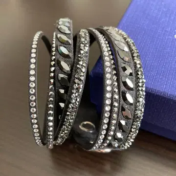 스와로브스키 팔찌