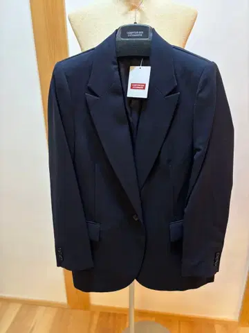 택 포함 새상품 네이비 테일러드 자켓 XL UNIQLO 콜라보