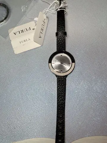 FURLA 아날로그 시계 블랙 가죽