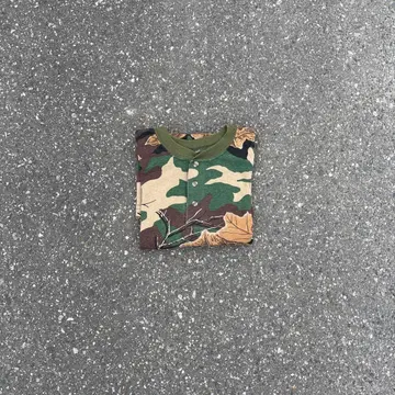 카모플라쥬 리얼트리 헨리넥