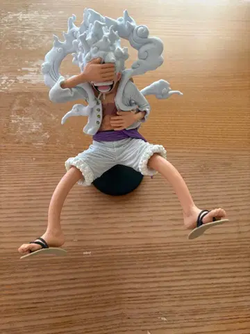 원피스 니카 루피 피규어