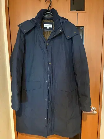 택 포함 미사용 새상품 타카시마야 스타일플뤼 남성용 다운 롱 코트 네이비