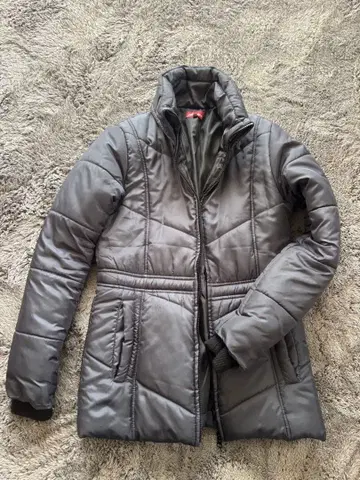 Avirex 블랙 다운 자켓 M 사이즈