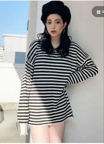 GYDA 미사용 새상품 데미지 와플 니트탑