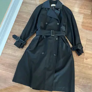캘빈클라인 롱 트렌치코트 블랙 벨트 포함 래글런 소매
