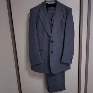 그레이 쓰리피스 수트 울 혼방 2버튼