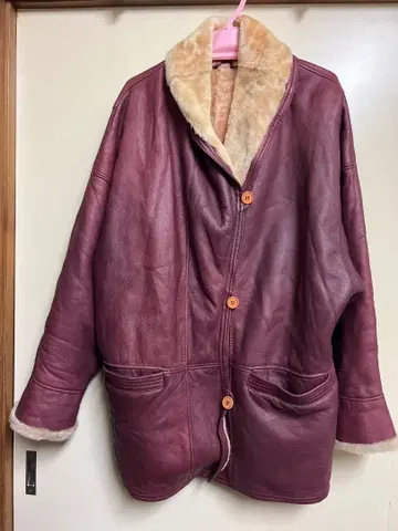 G. Estilo 와인 레드 가죽 무스탕 코트