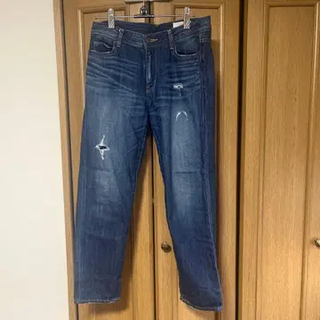 HusHusH 데미지 가공 스트레이트 데님 팬츠