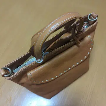 Dakota 브라운 가죽 숄더백