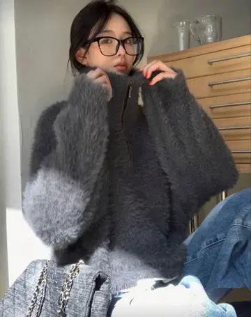 푹신푹신 그레이 오버사이즈 스웨터